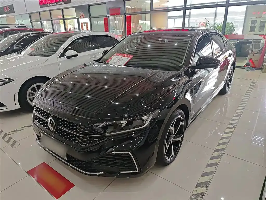 Volkswagen Passat — фото 2
