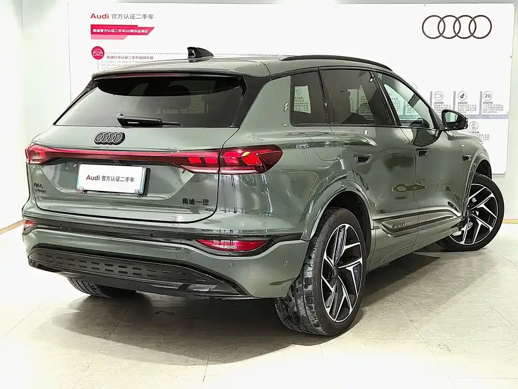 Audi Q6L e-tron — фото 4