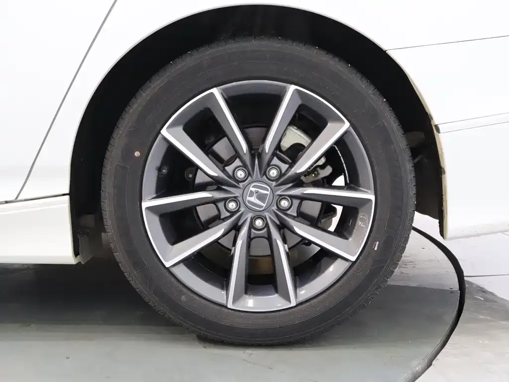 Honda Inspire — фото 10