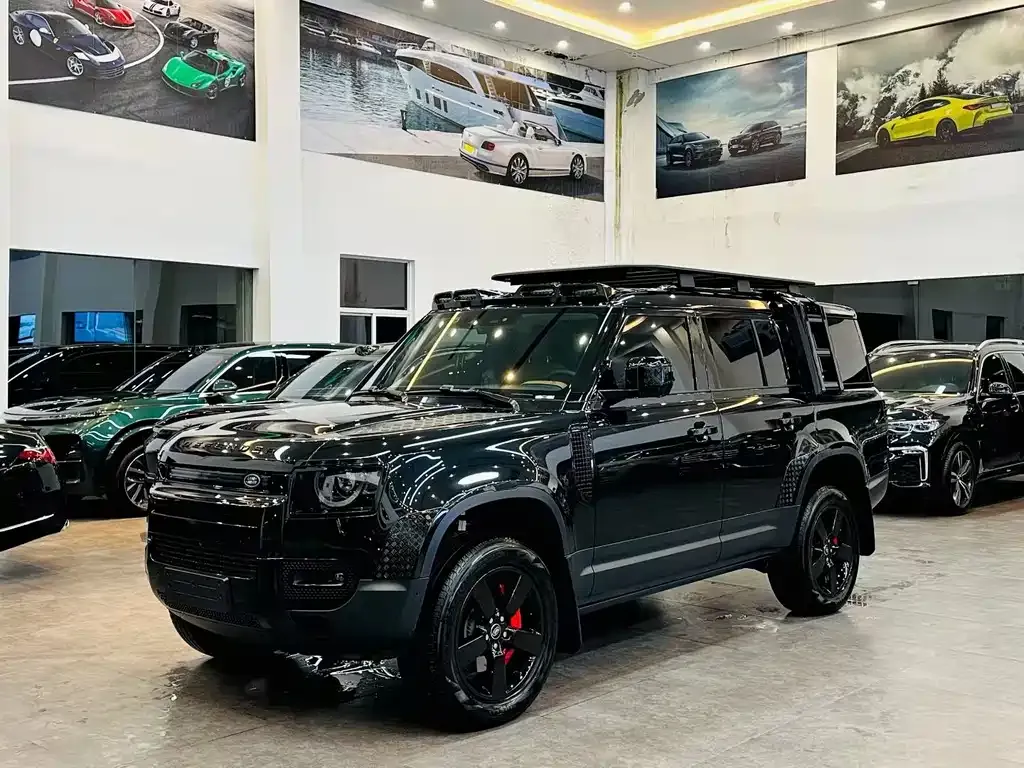 Land Rover Defender — фото 1