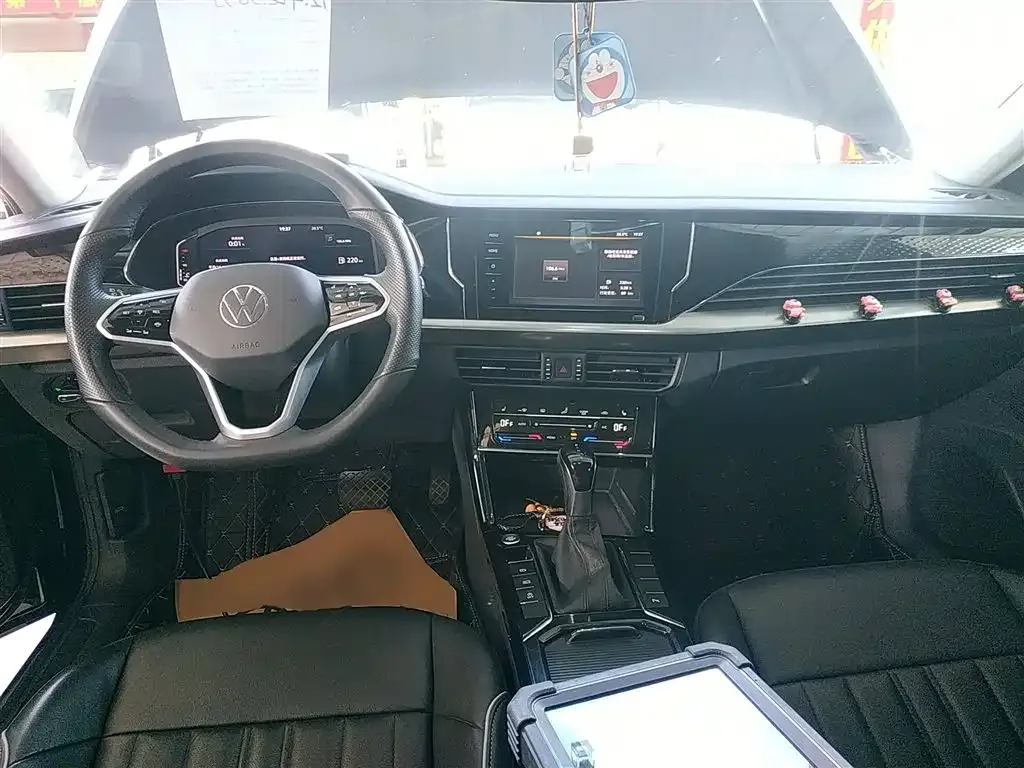 Volkswagen Passat — фото 10