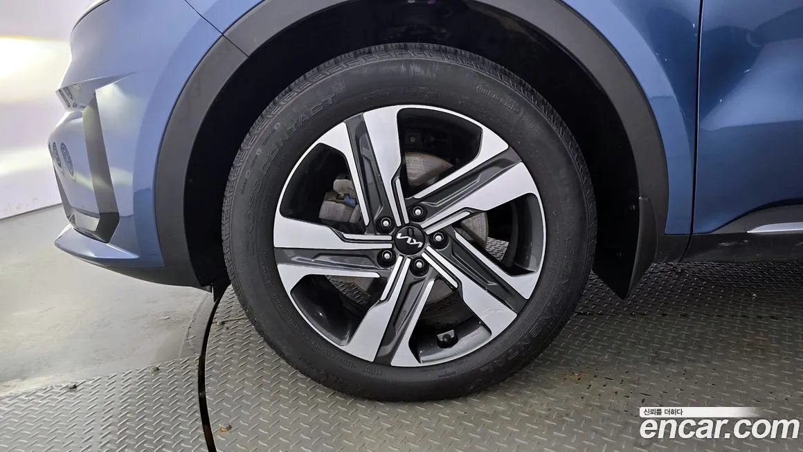 Kia Sorento — фото 5