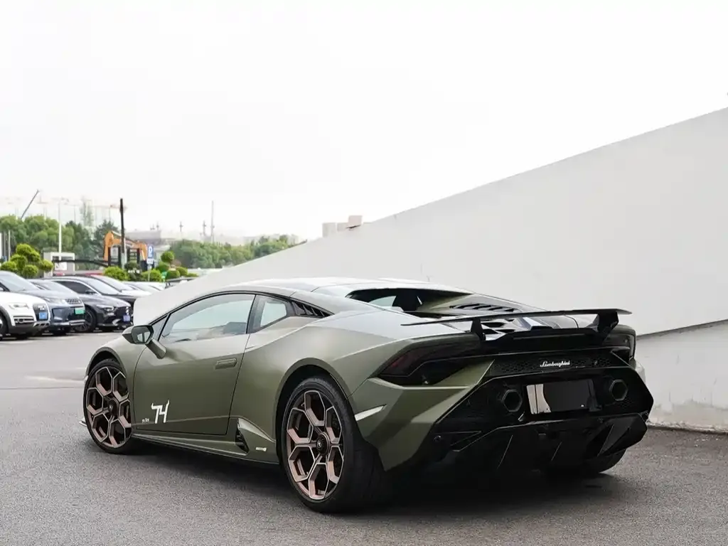 Lamborghini Huracan — фото 7