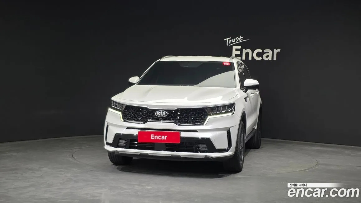 Kia Sorento — фото 3
