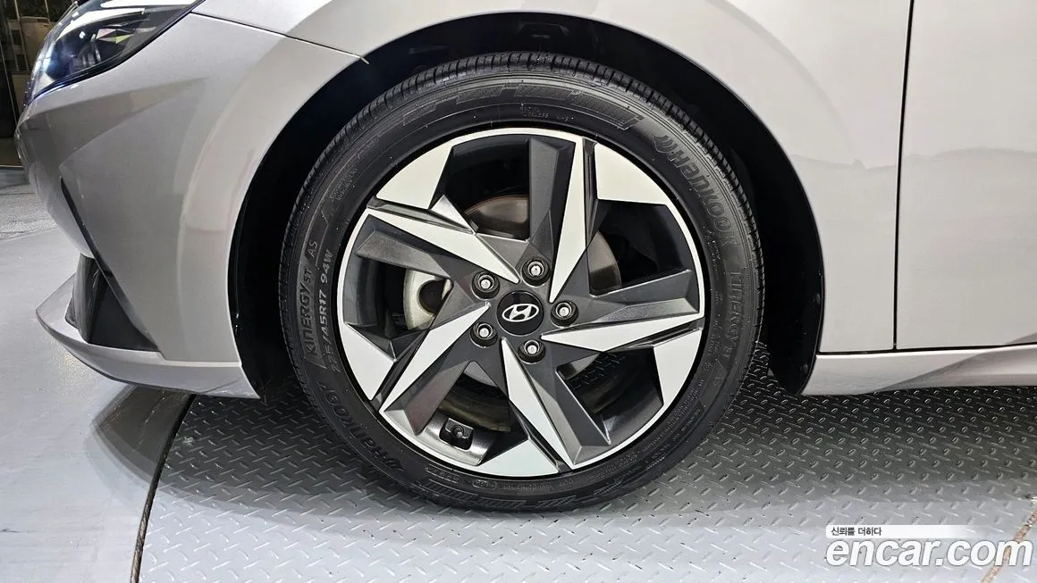Hyundai AVANTE — фото 5