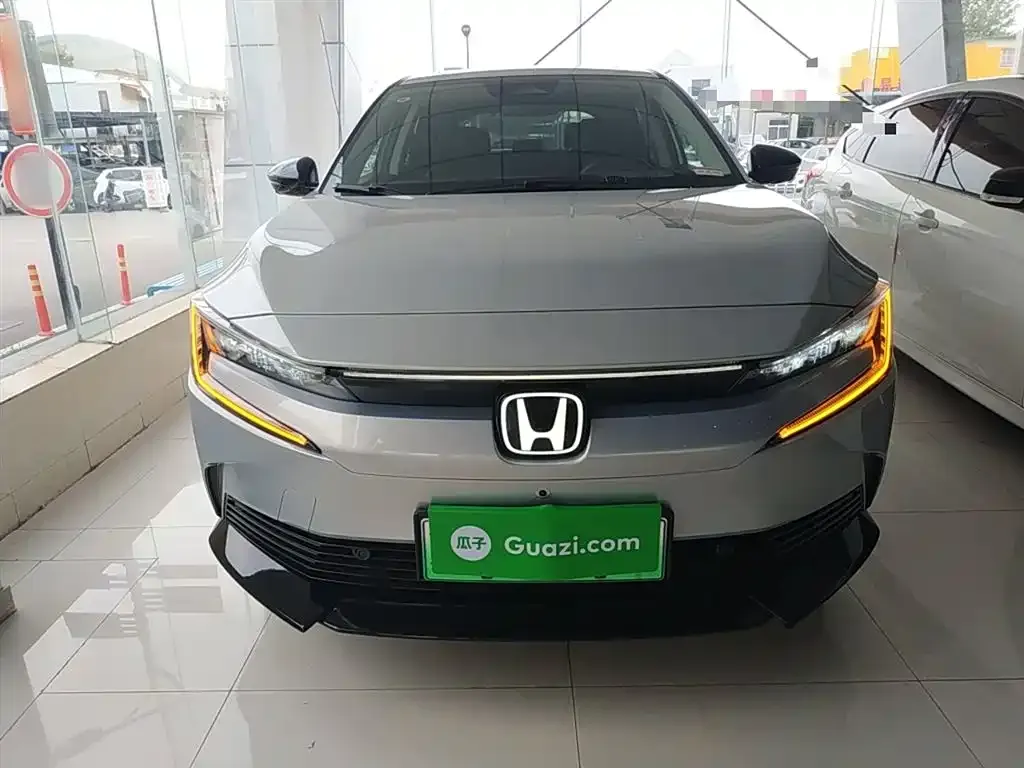 Honda e:NP2 — фото 2