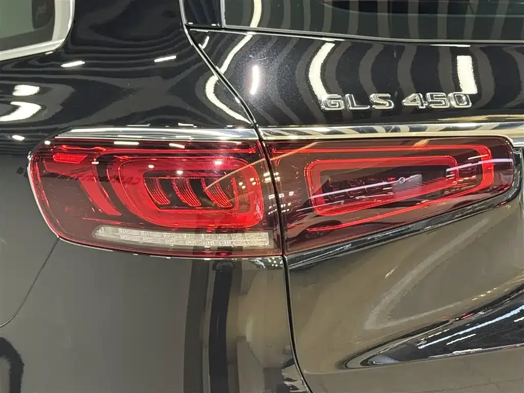 Mercedes-Benz GLS — фото 10