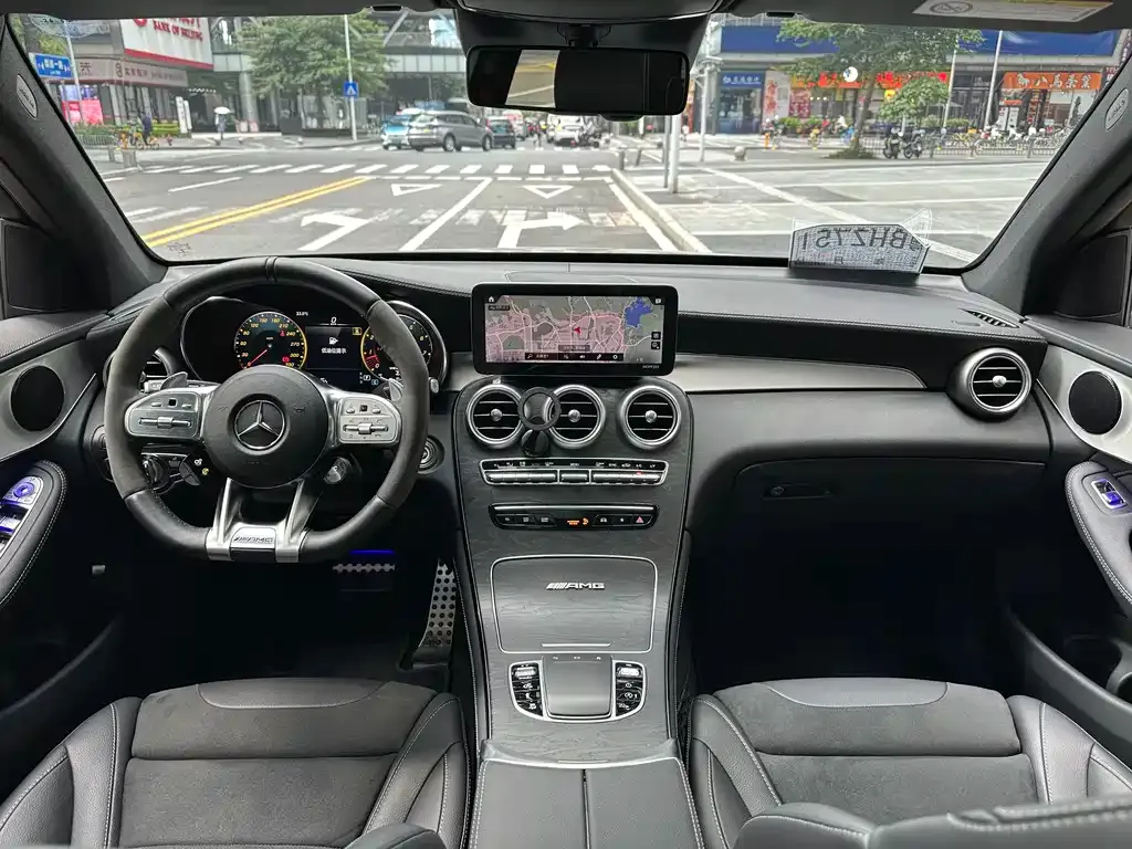 Mercedes-Benz GLC AMG — фото 7