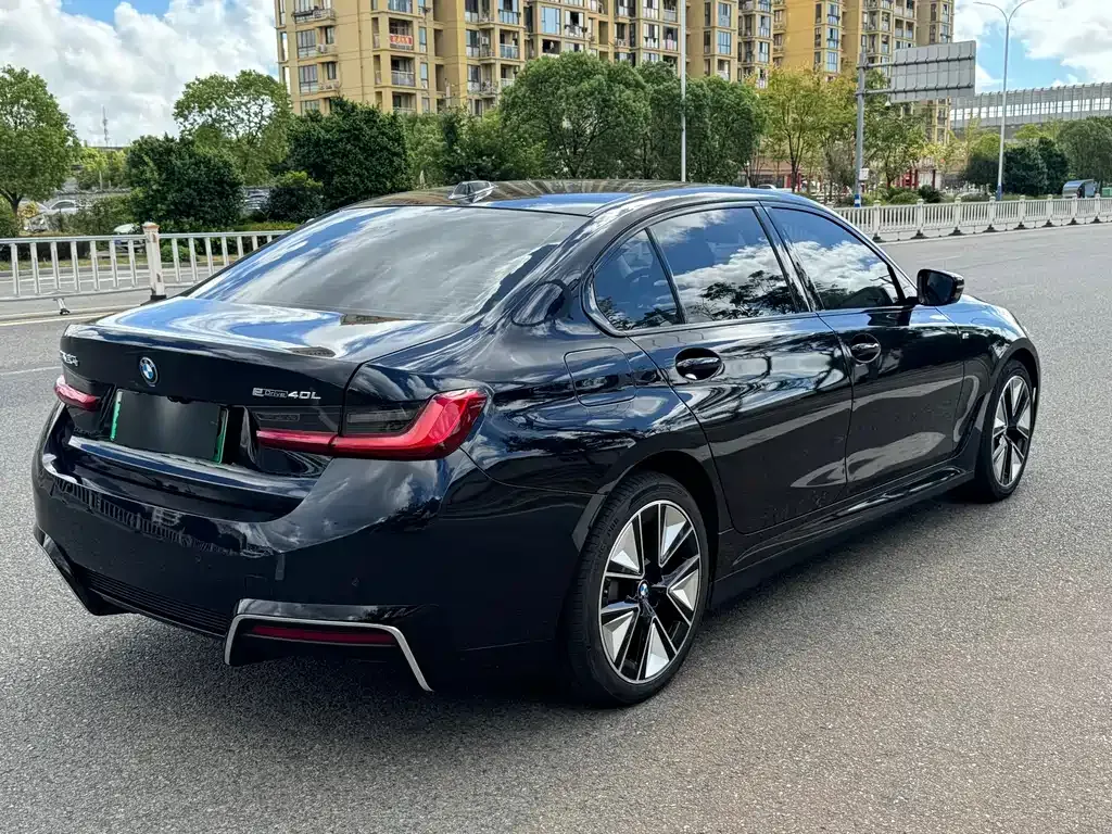 BMW i3 — фото 5