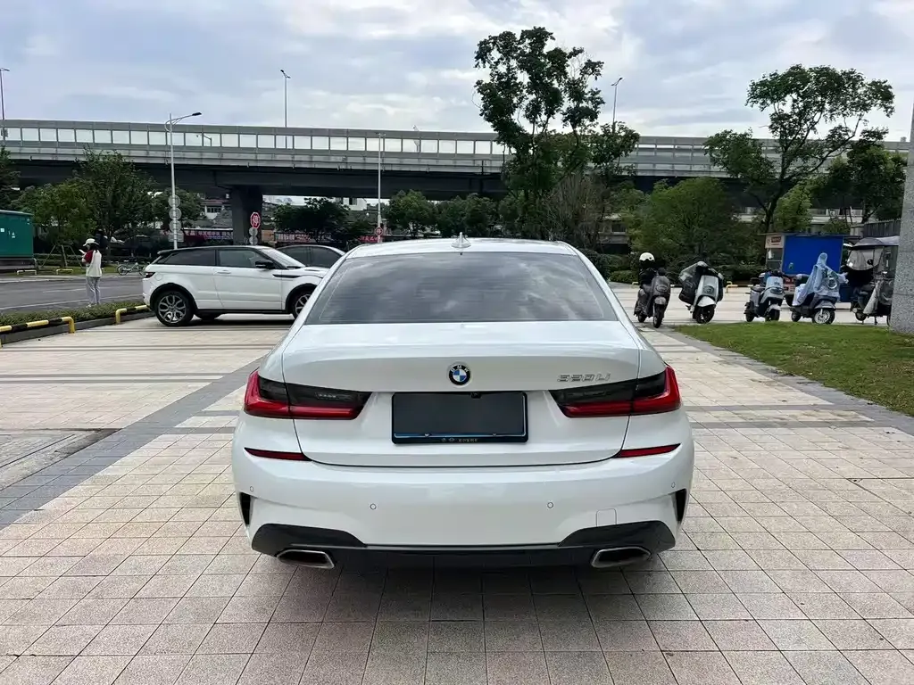 BMW 3 Series — фото 10