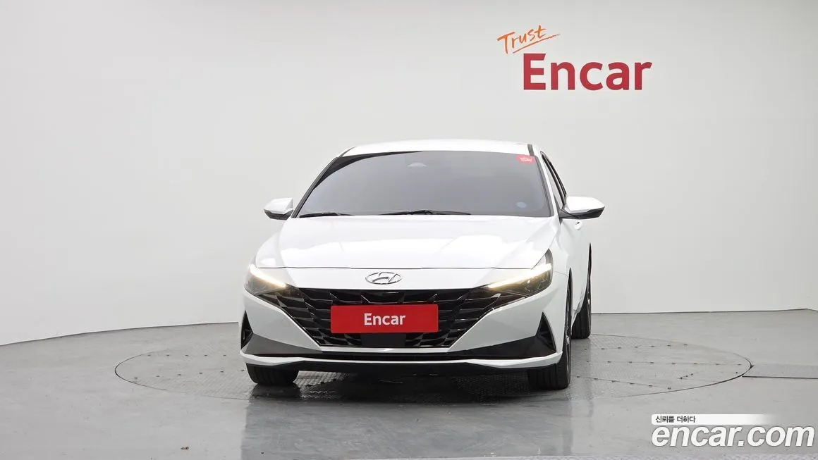 Hyundai AVANTE — фото 3