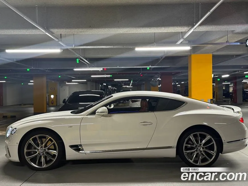 Bentley Continental — фото 6