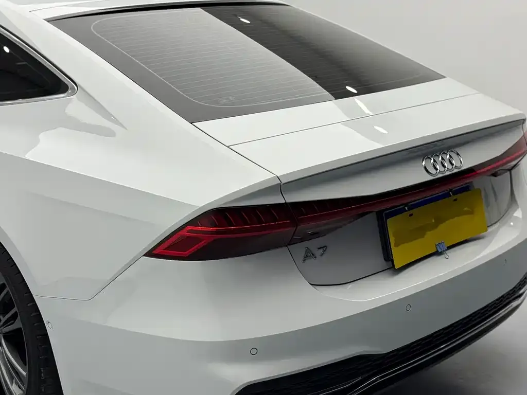 Audi A7 — фото 5