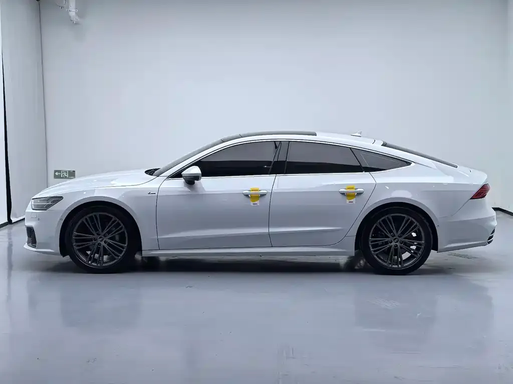 Audi A7 — фото 8