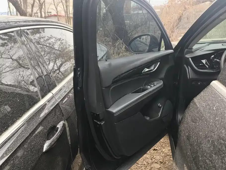 Buick Envision Plus — фото 7