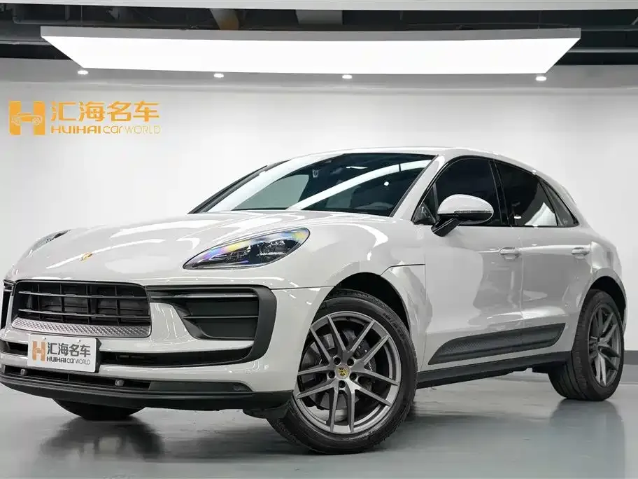 Porsche Macan — фото 1