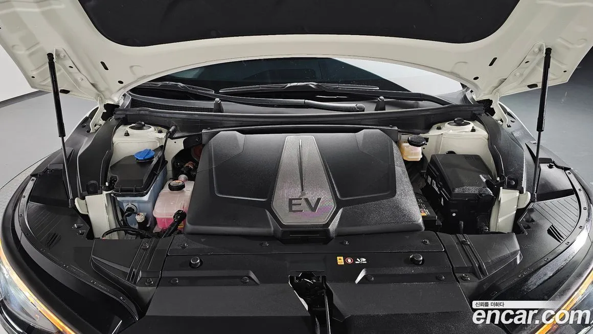 Kia EV6 — фото 6