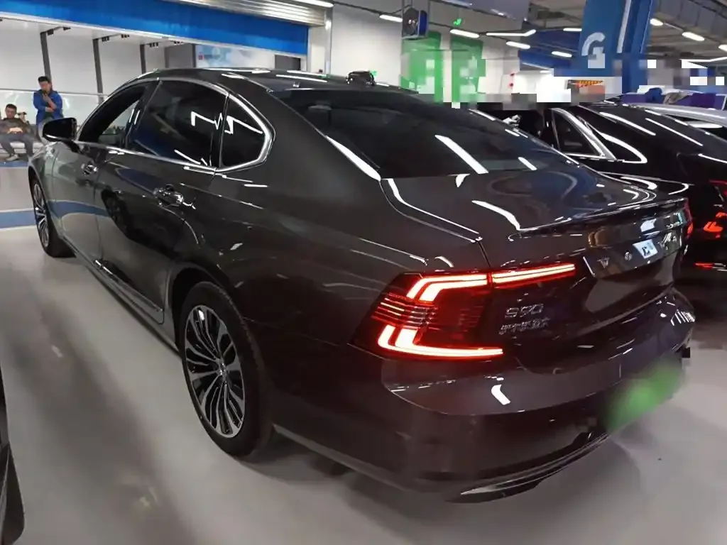 Volvo S90 PHEV — фото 5