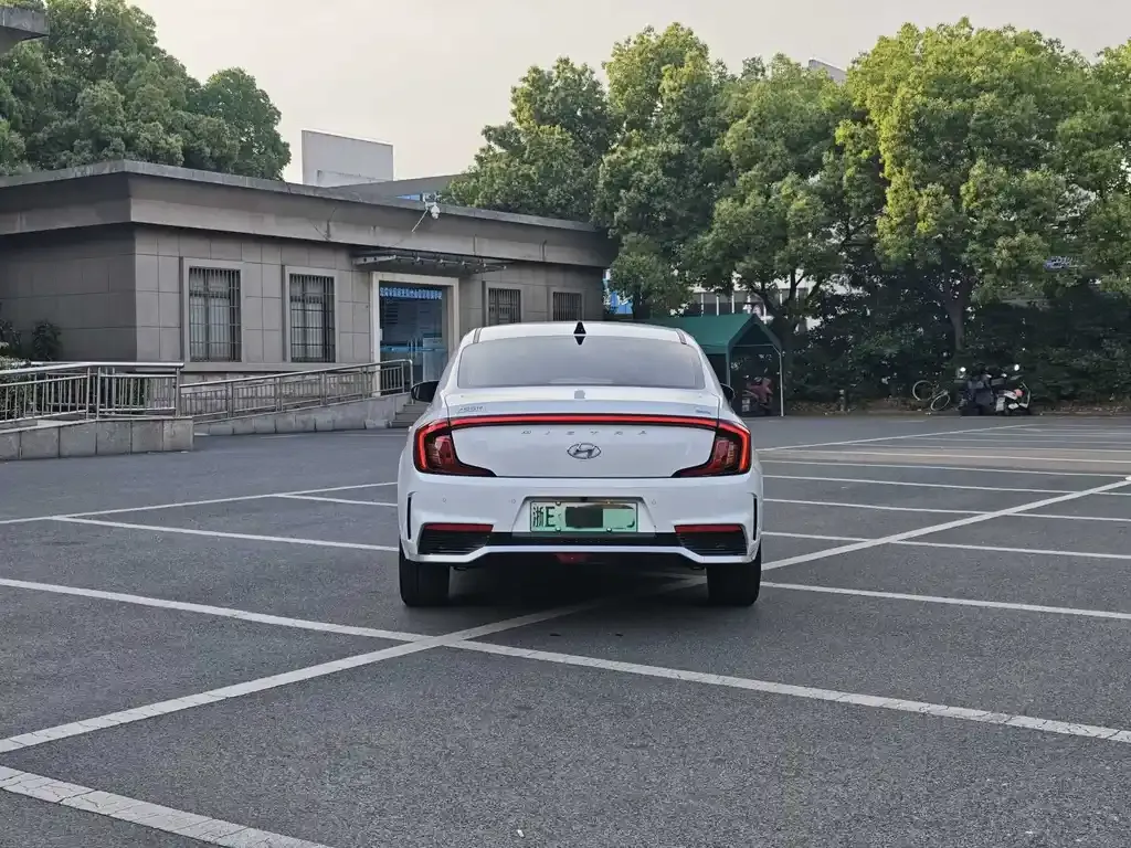 Hyundai Mistra New Energy — фото 6
