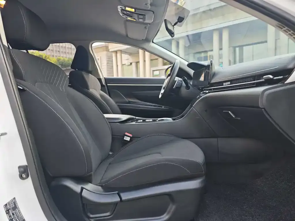 Hyundai Mistra New Energy — фото 9