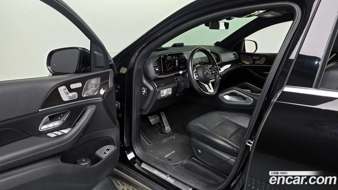 Mercedes-Benz GLE-Class — фото 10