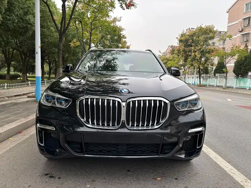 BMW X5 — фото 2