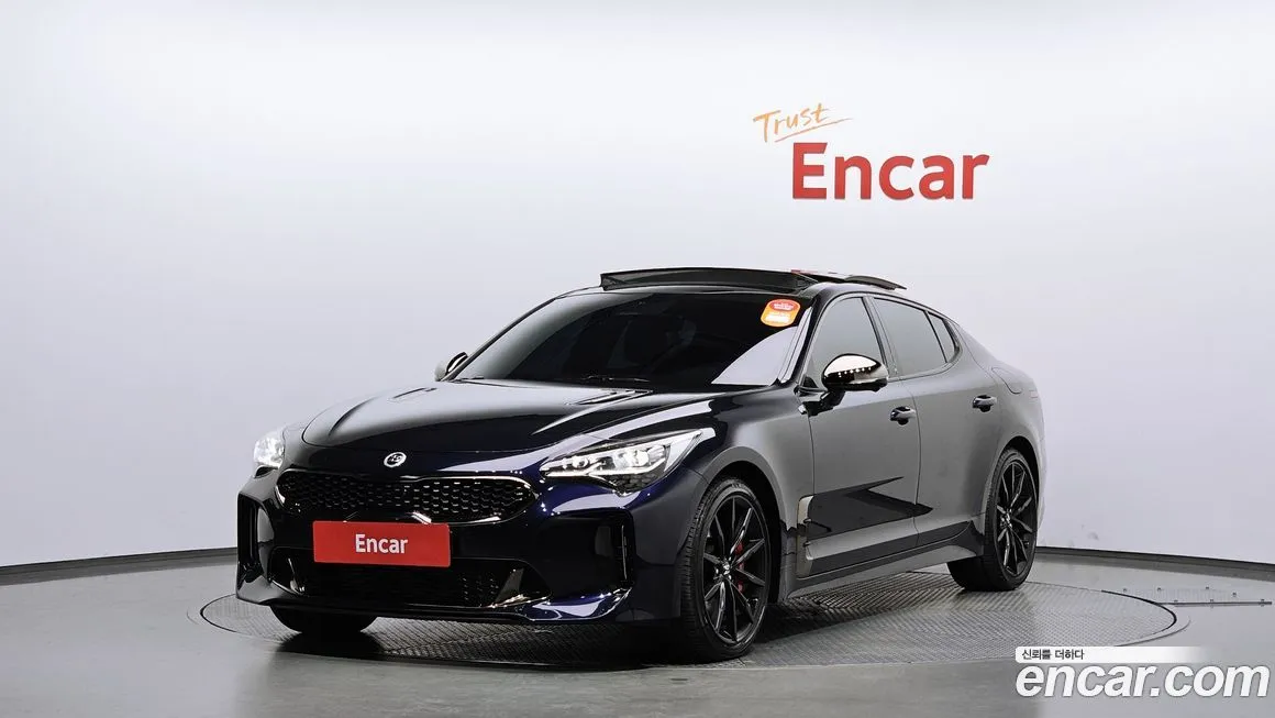 Kia Stinger — фото 1