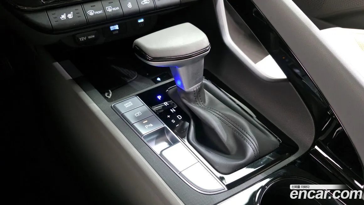 Hyundai AVANTE — фото 9