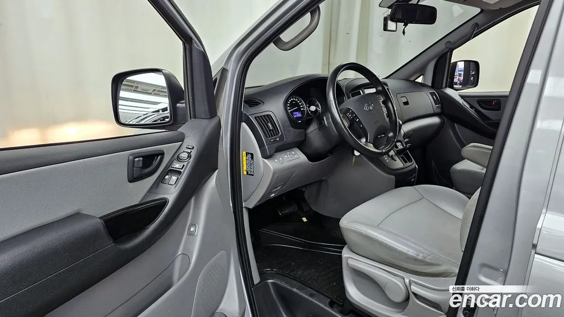 Hyundai Starex — фото 10