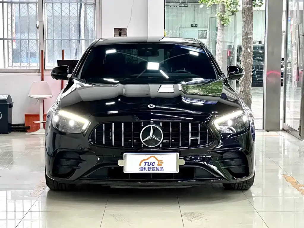 Mercedes-Benz E-Class AMG — фото 2