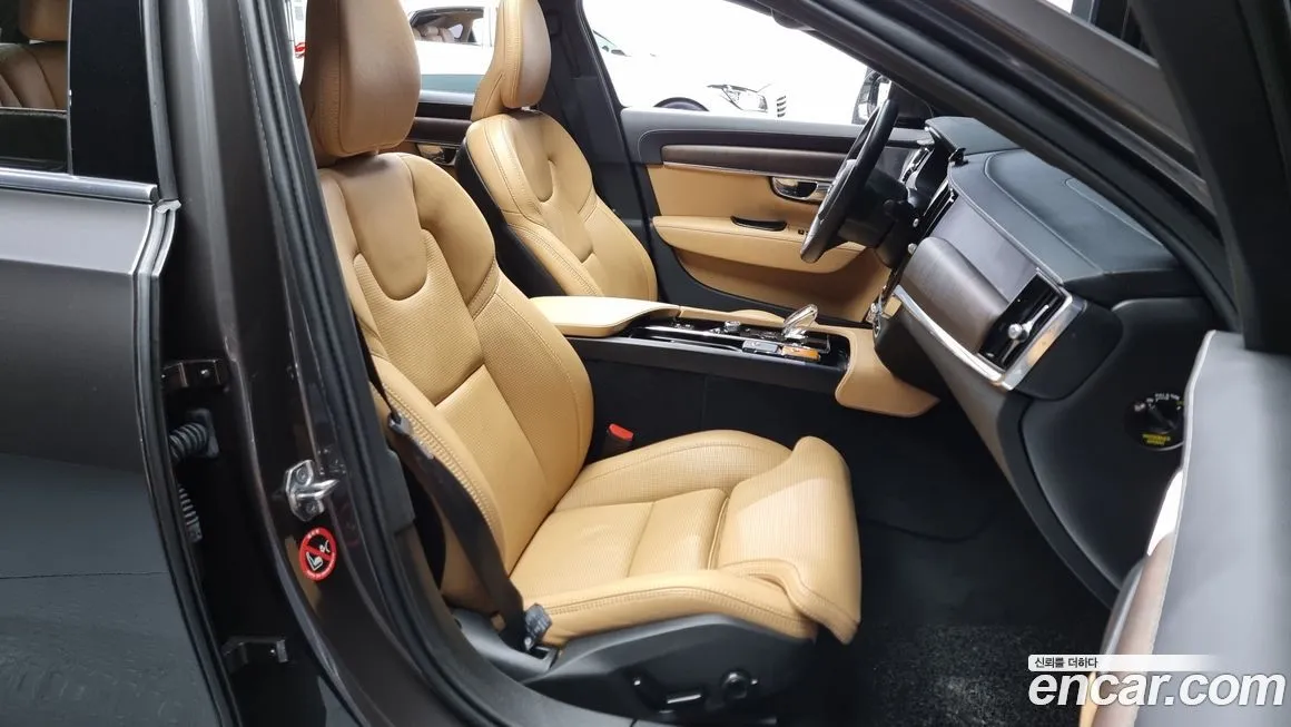 Volvo S90 — фото 10