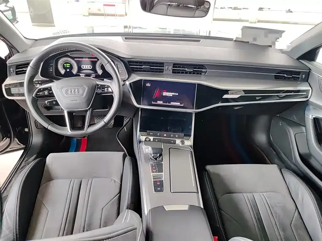 Audi A6L New Energy — фото 10