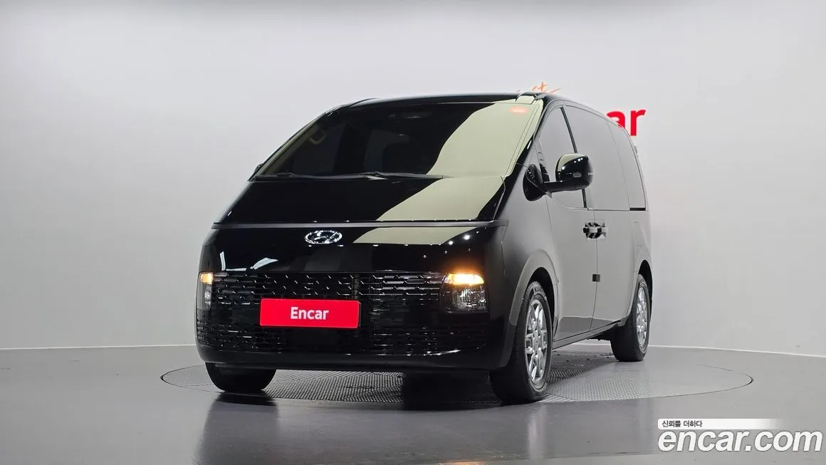 Hyundai Staria — фото 3