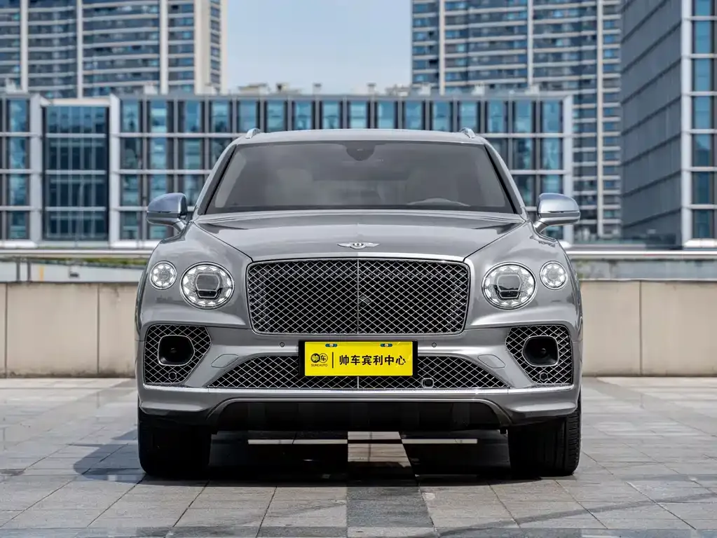 Bentley Bentayga — фото 2