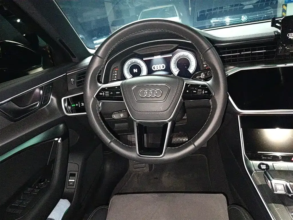Audi A6L — фото 3