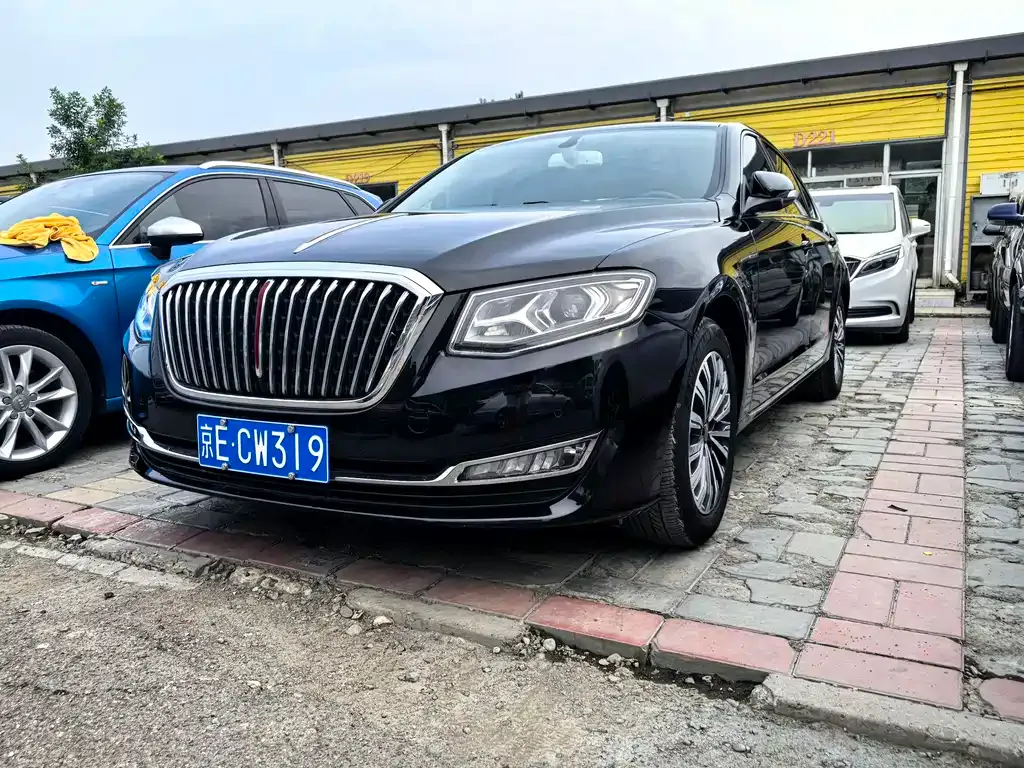 Hongqi H7 — фото 1