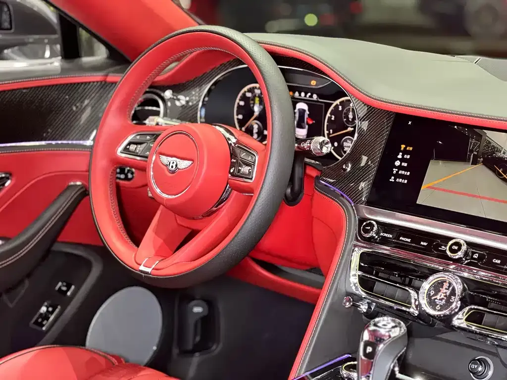 Bentley Flying Spur — фото 9