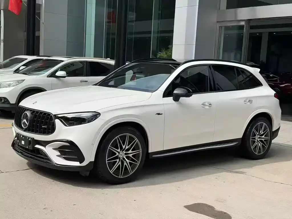 Mercedes-Benz GLC AMG — фото 1