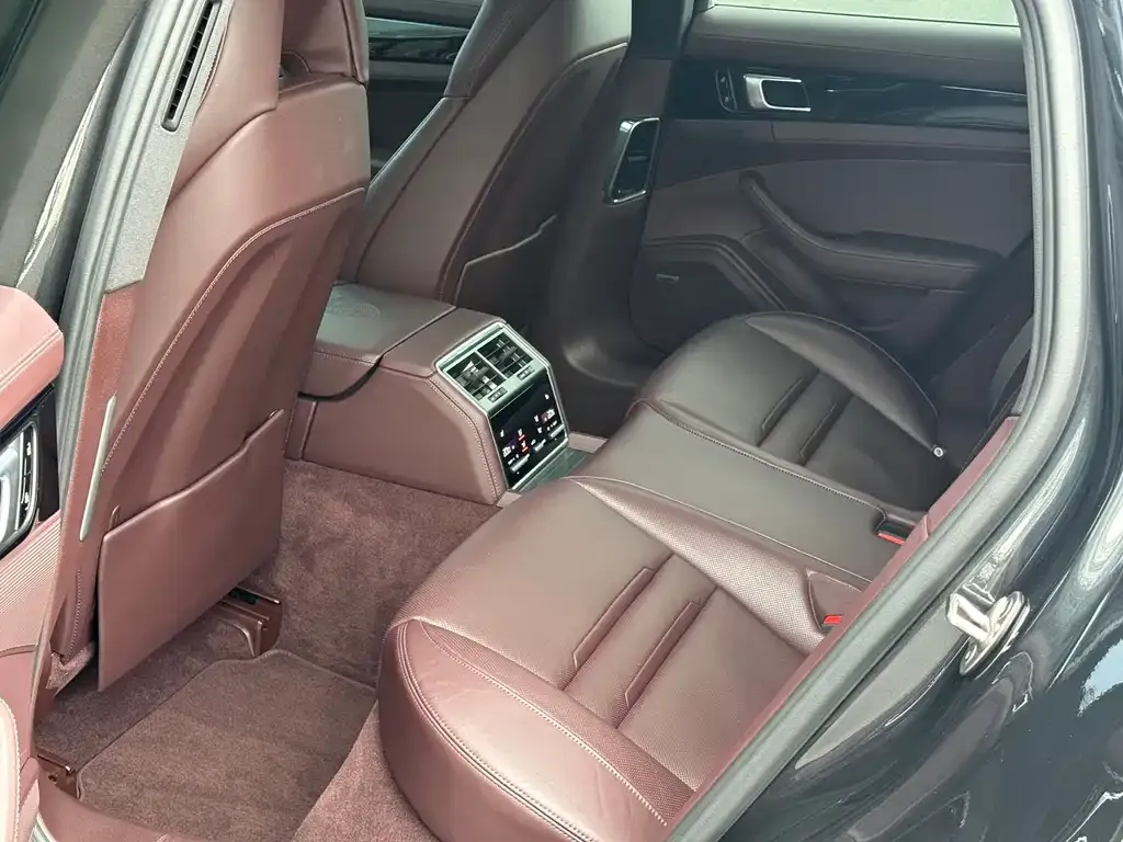 Porsche Panamera Hybrid — фото 10