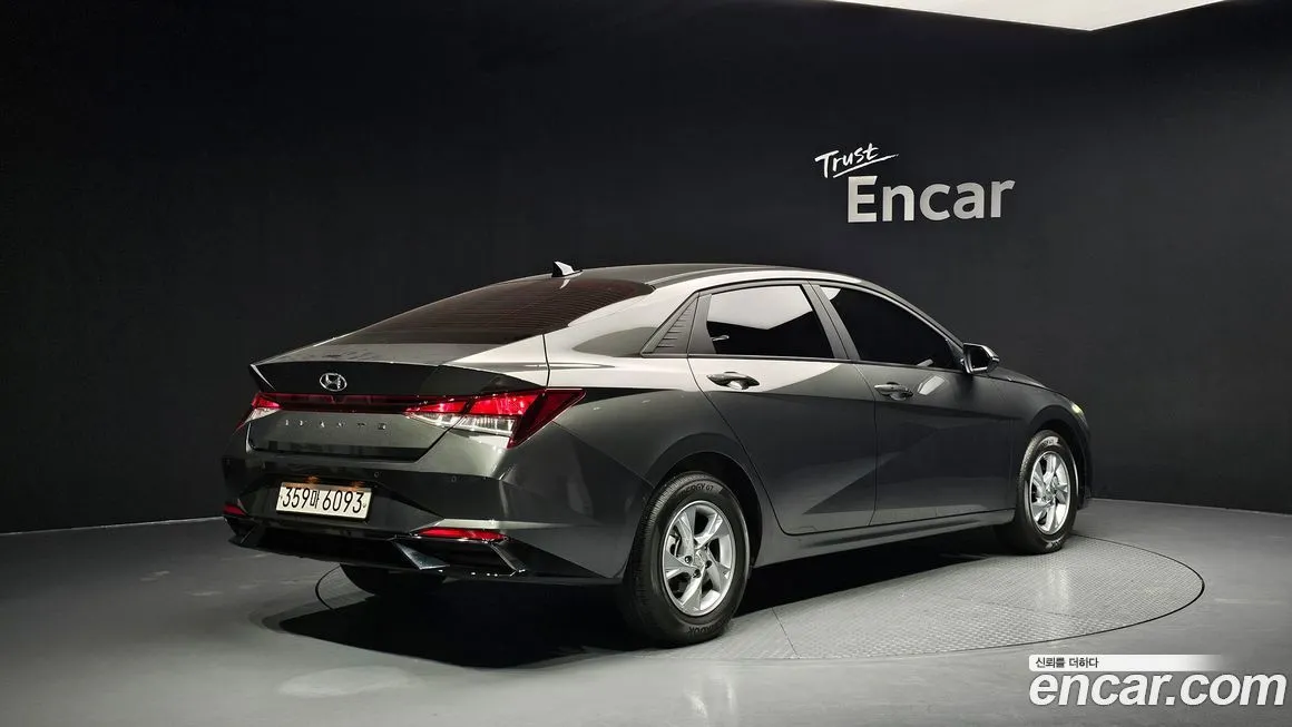 Hyundai AVANTE — фото 2