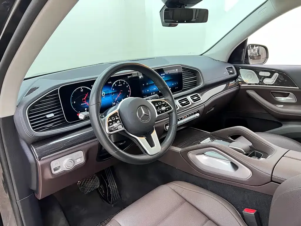 Mercedes-Benz GLE — фото 9