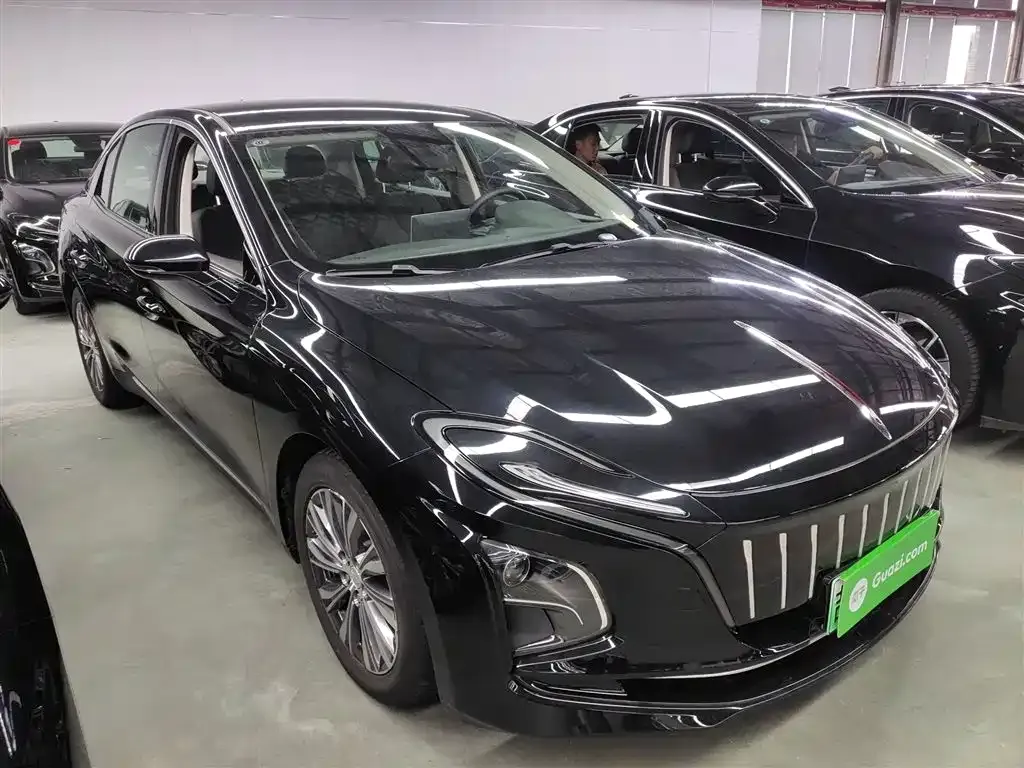 Hongqi E-QM5 — фото 4