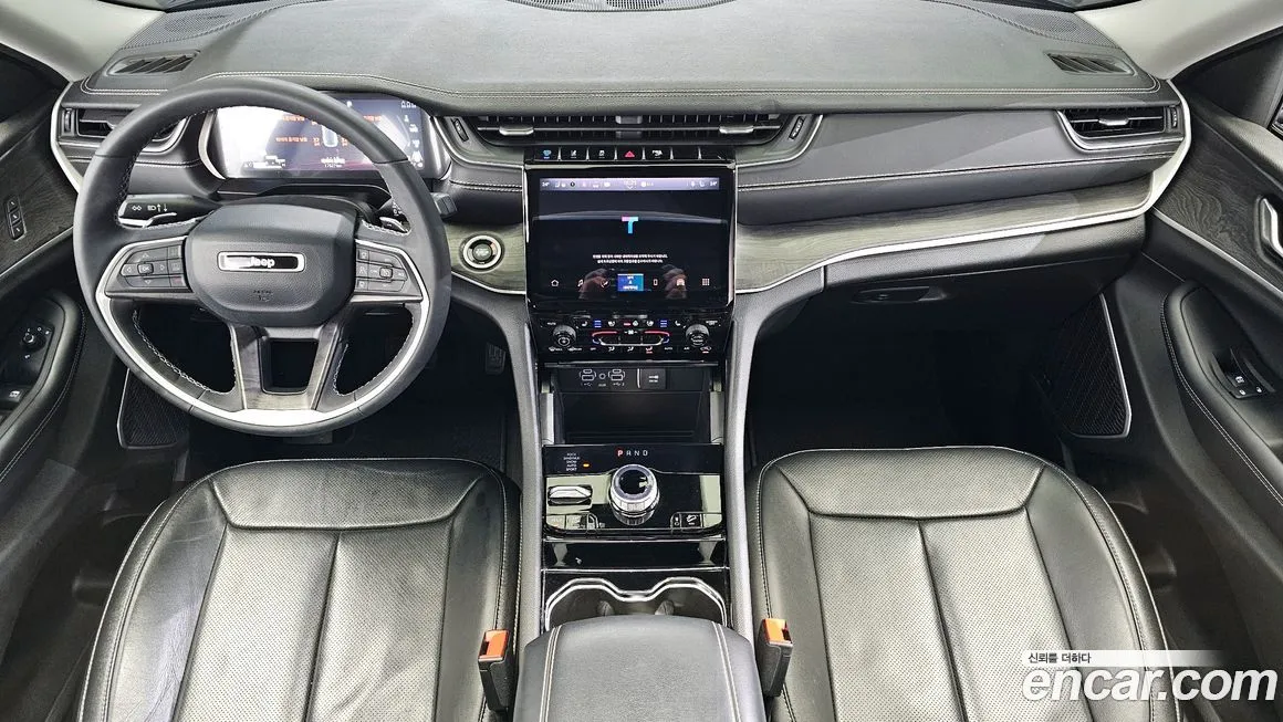 Jeep Cherokee — фото 7