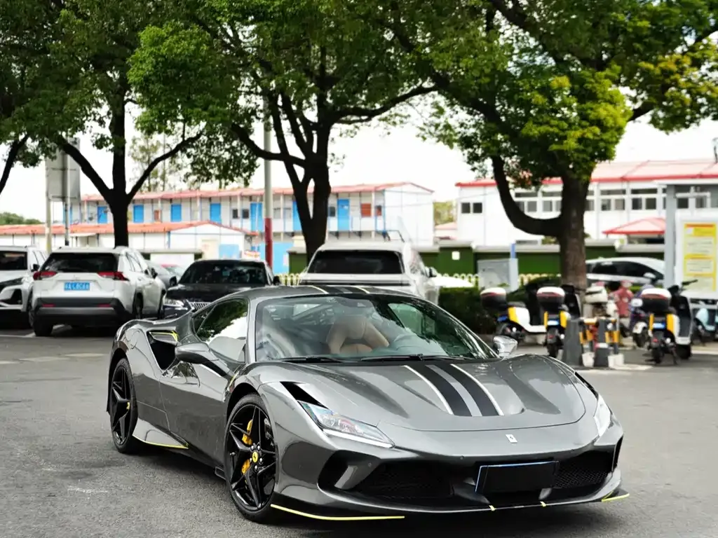 Ferrari F8 — фото 6