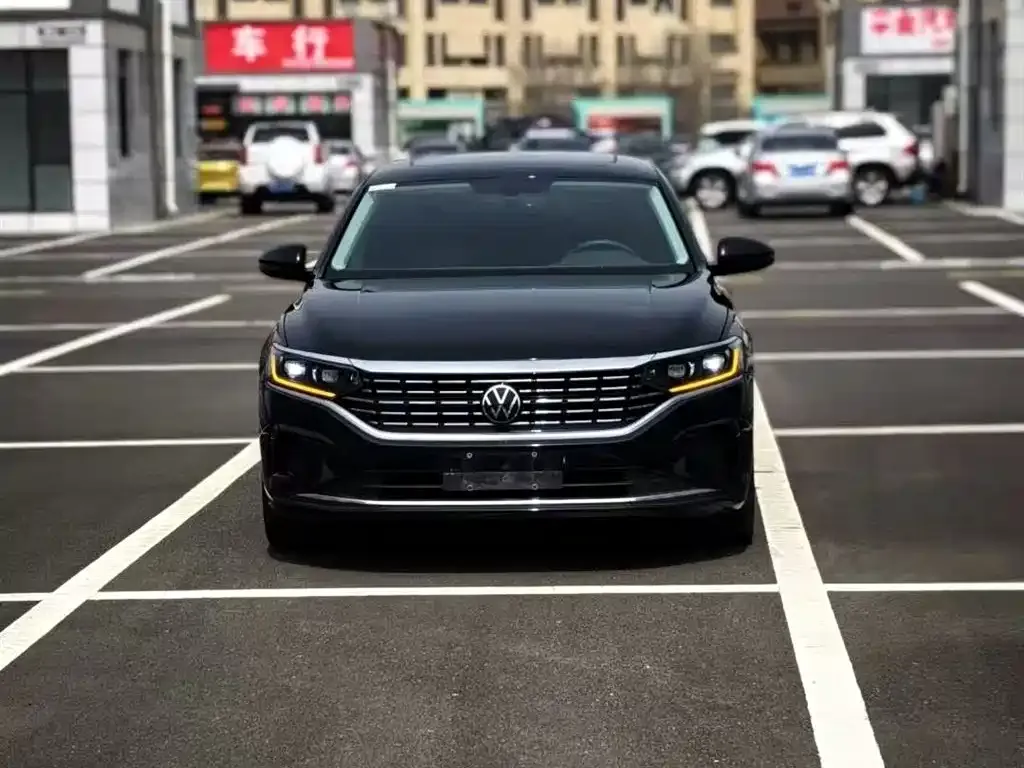 Volkswagen Passat — фото 8