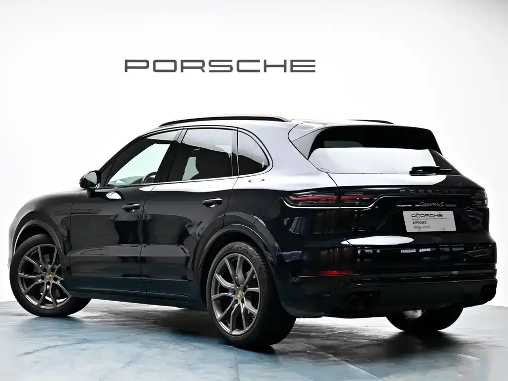 Porsche Cayenne — фото 4
