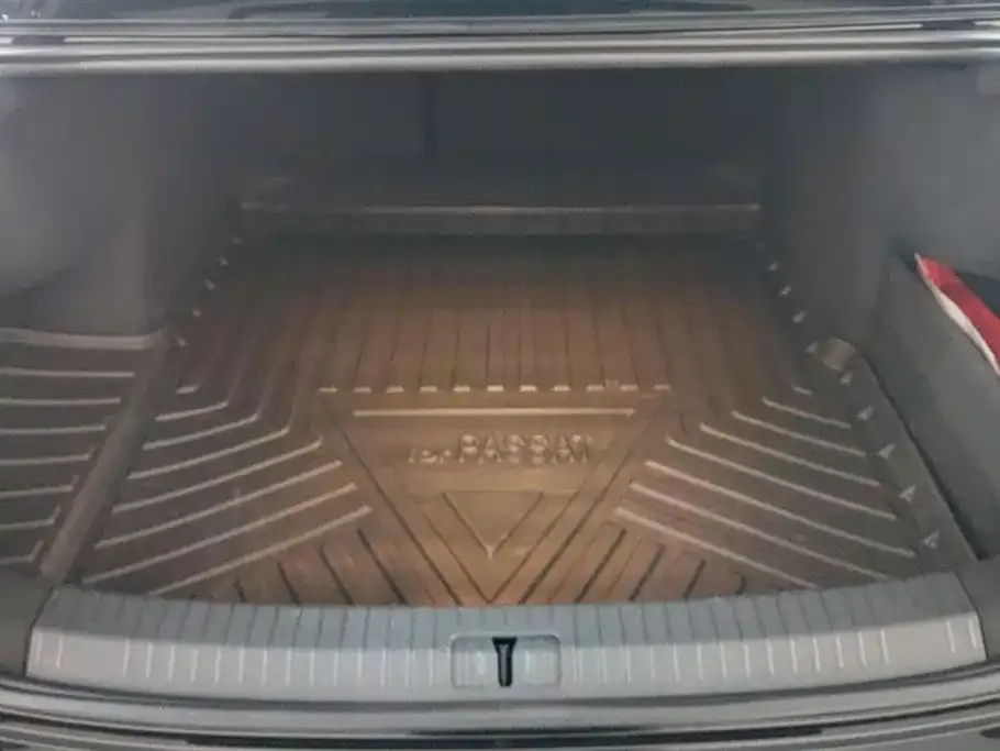 Volkswagen Passat — фото 4