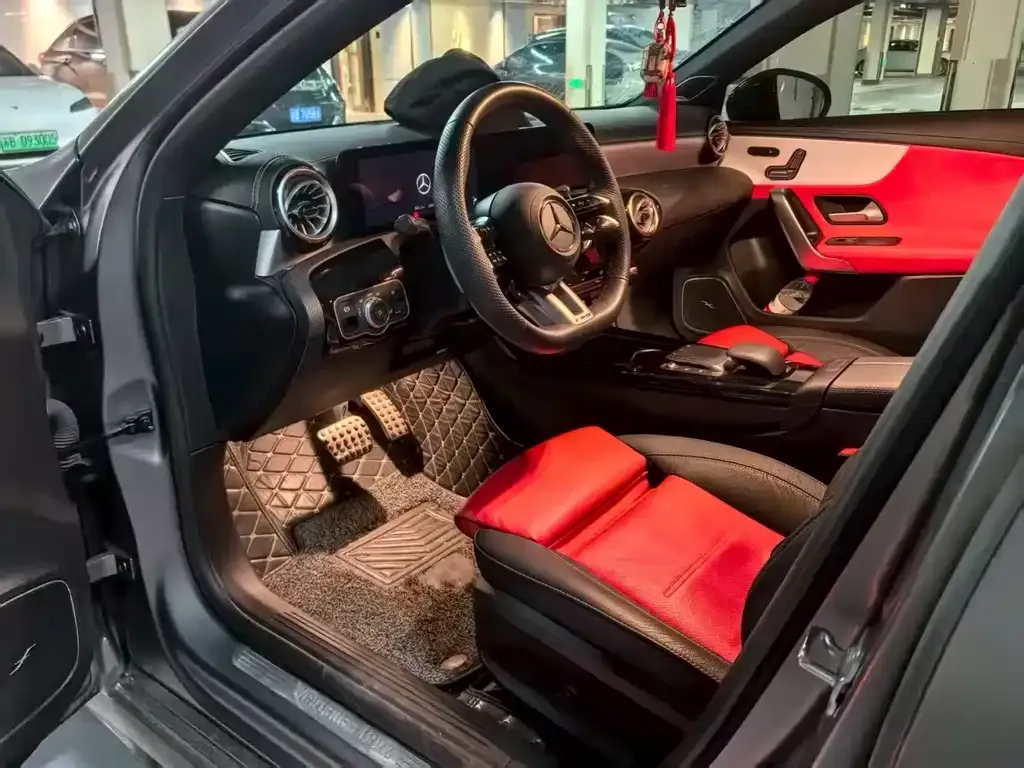 Mercedes-Benz A-Class AMG — фото 5