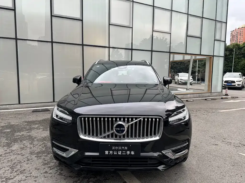 Volvo XC90 — фото 2