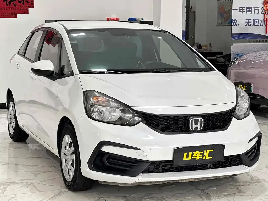Honda Fit — фото 3